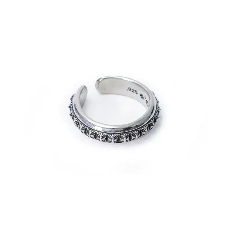 CH PLUS PYRAMID OPEN BAND RING